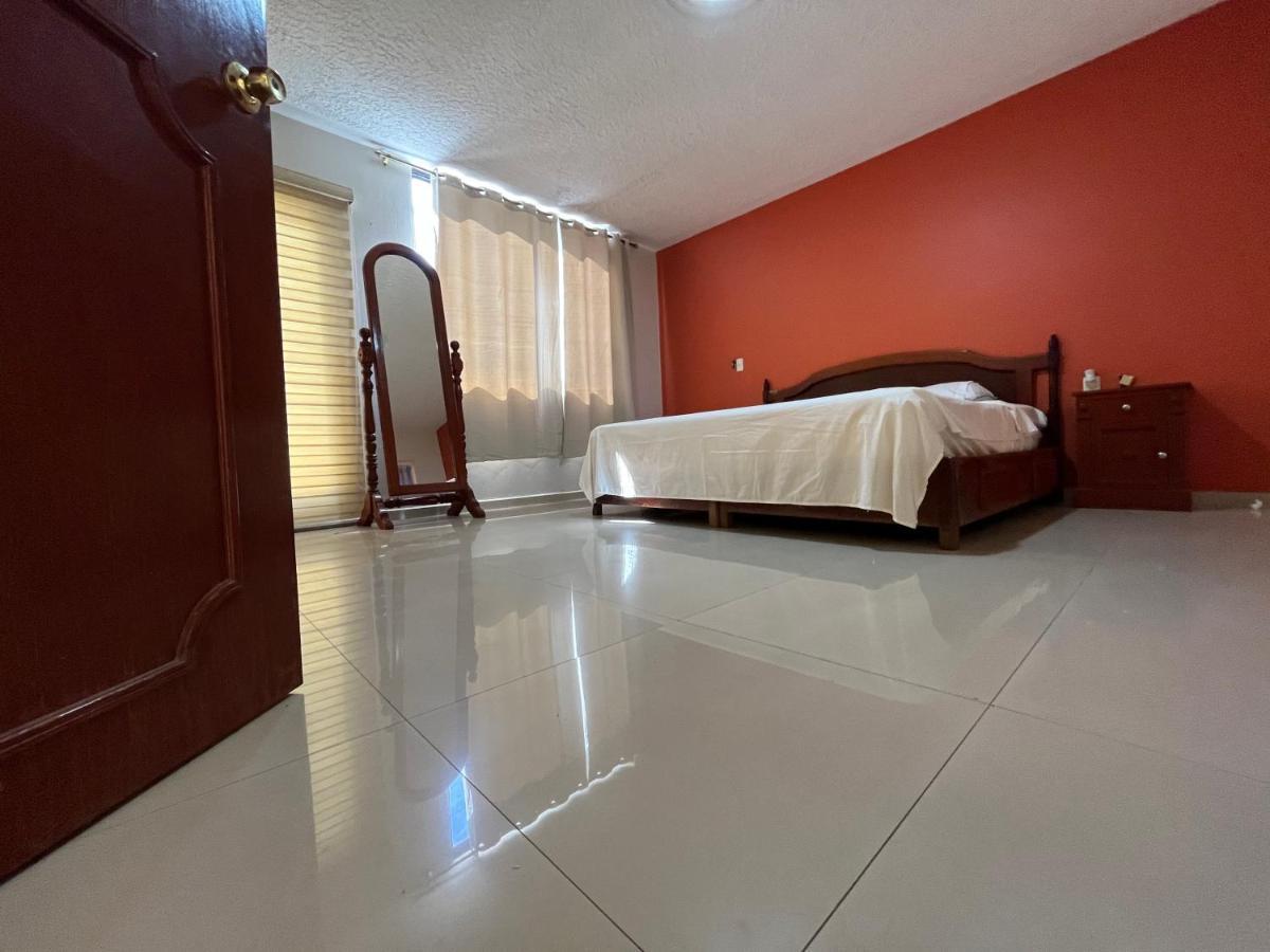 Beautiful Private House In The Downtown With 3 Floors Villa Tepatitlan de Morelos Exterior photo