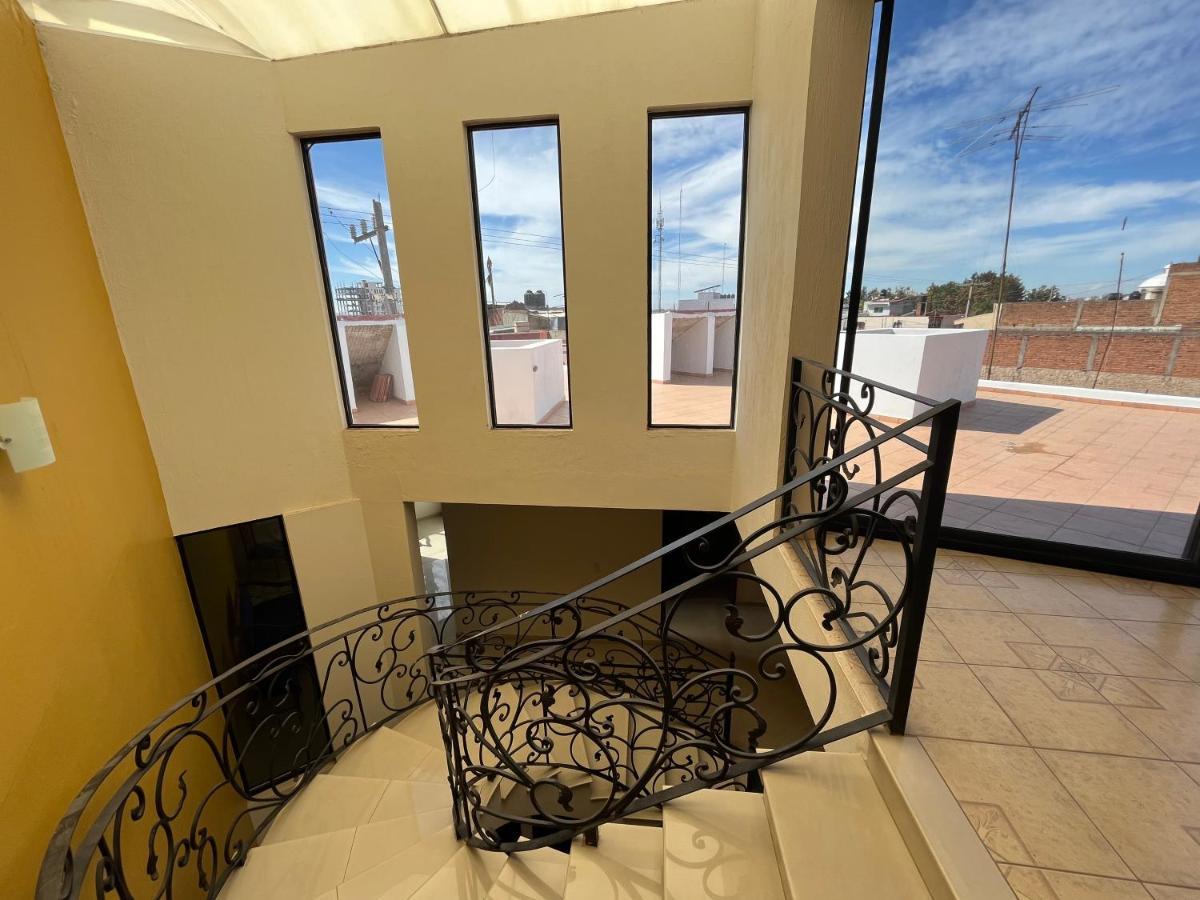 Beautiful Private House In The Downtown With 3 Floors Villa Tepatitlan de Morelos Exterior photo